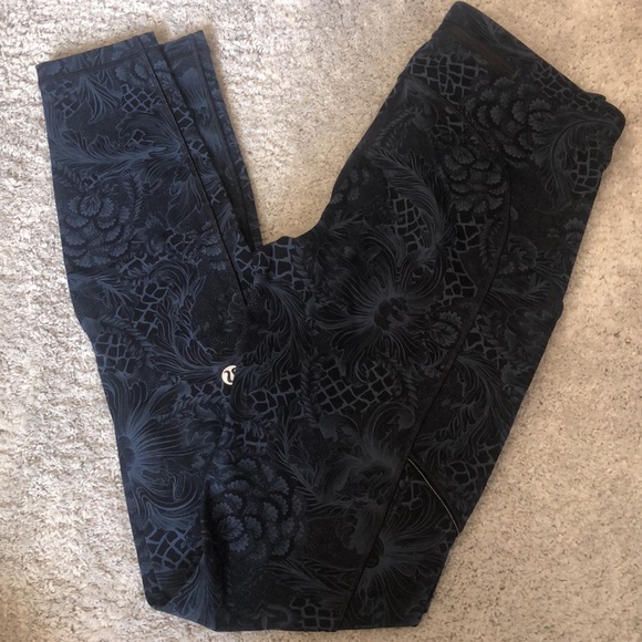Navy Lululemon Leggings (Size 4) - Picture 2 of 7